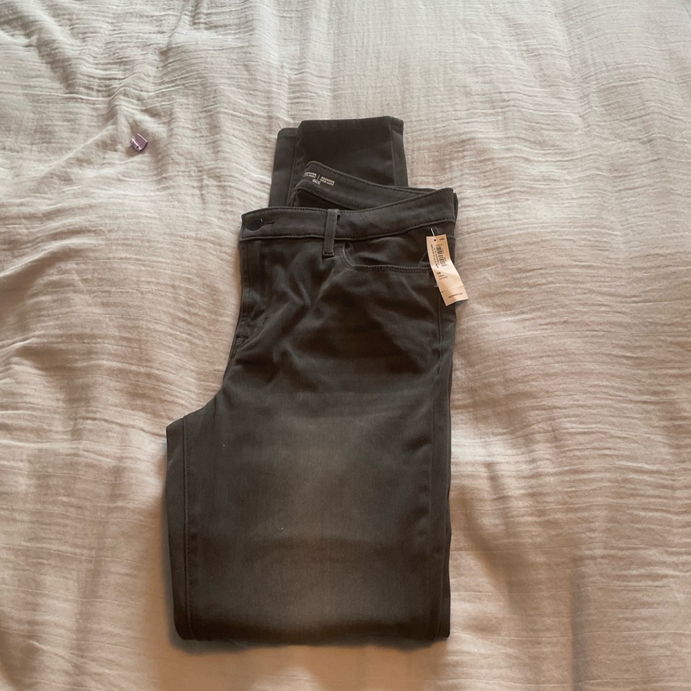 Old Navy Rockstar Super Skinny Jeans